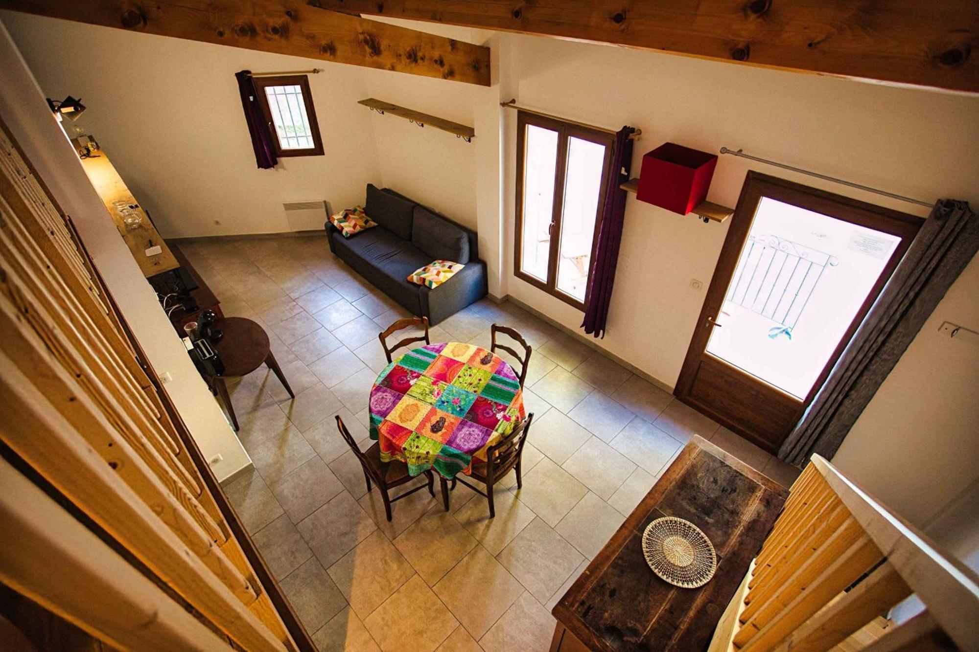 Herault Apartment *